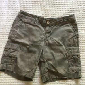 Womens cargo short